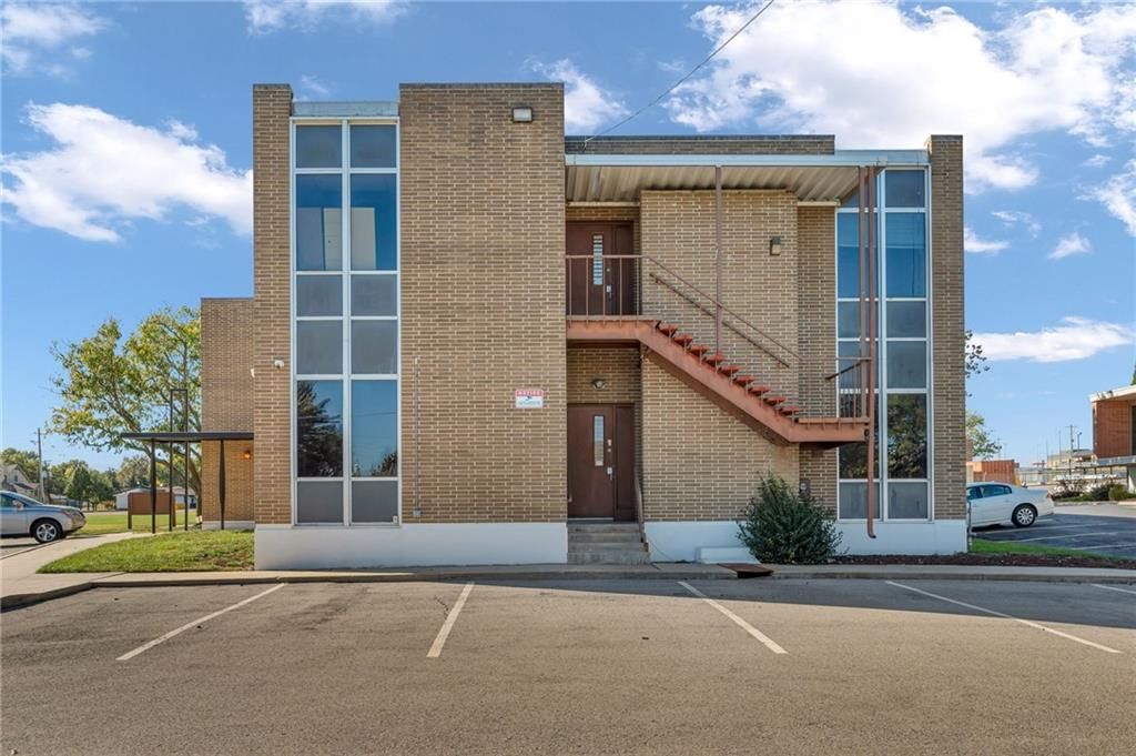 3320 SW Harrison Street — photo 6