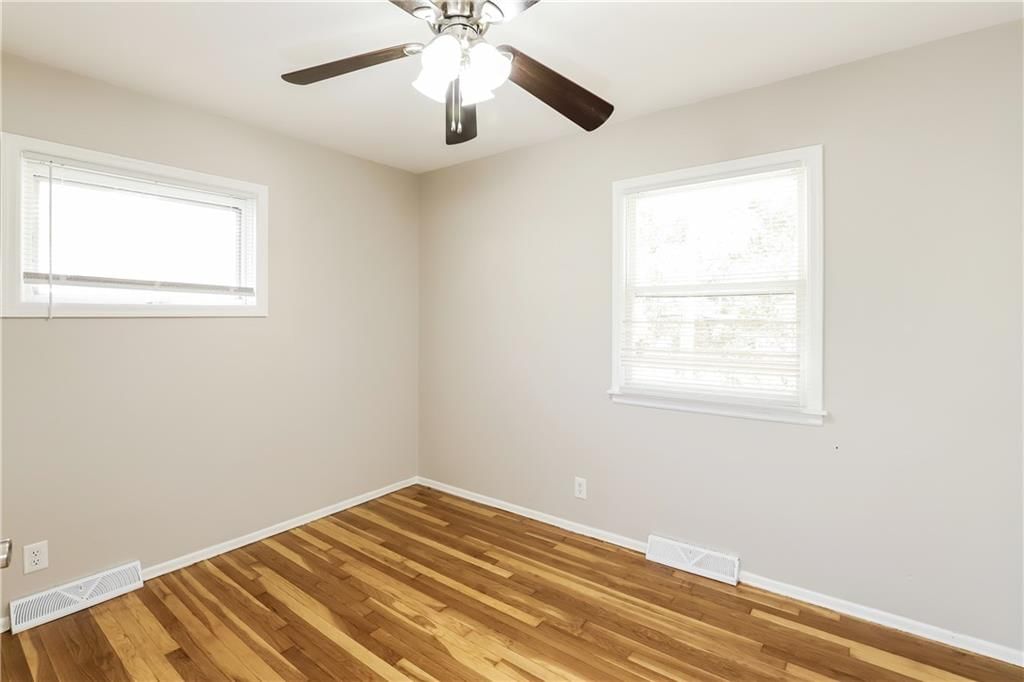 915 S Prairie Street — photo 9