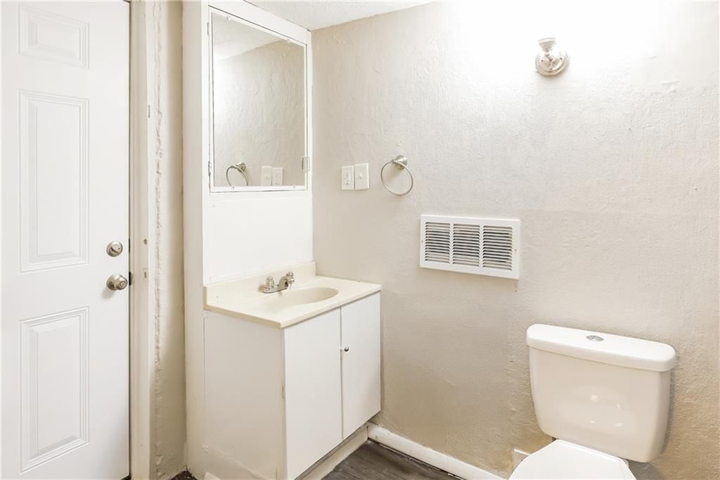 915 S Prairie Street — photo 14
