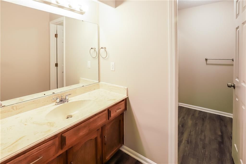 6705 NW Hidden Valley Road — photo 9