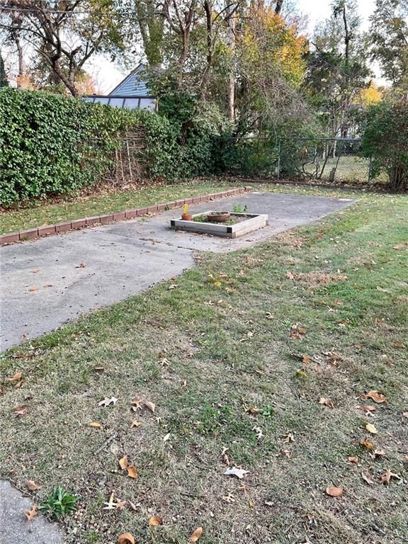 203 Crestwood Lane — photo 39
