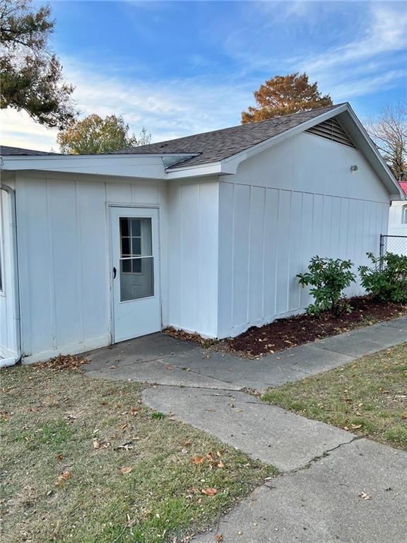 203 Crestwood Lane — photo 41