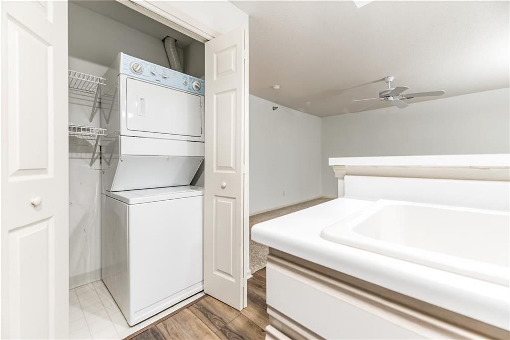 6856 N Olive Street — photo 10