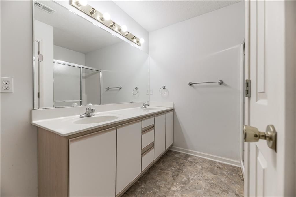 6856 N Olive Street — photo 14
