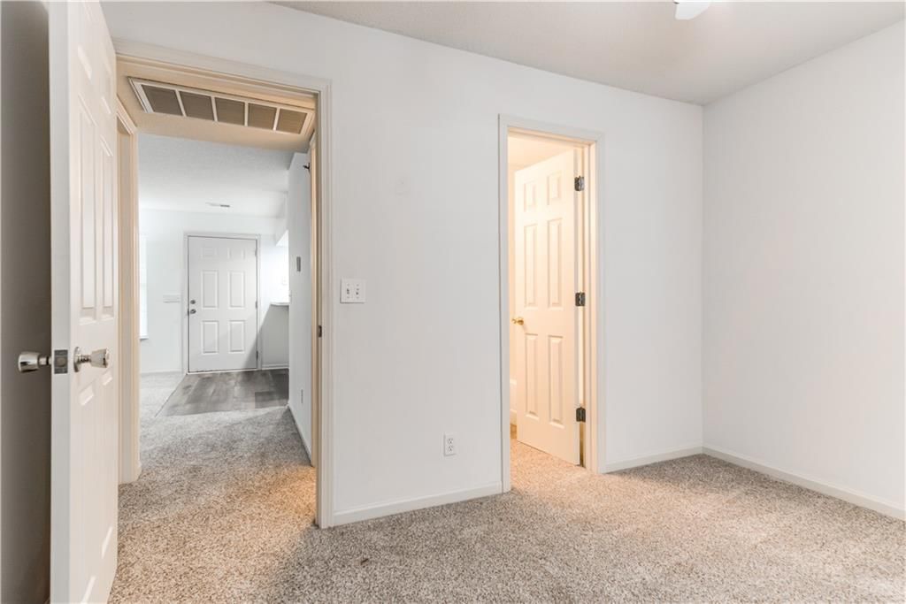 6856 N Olive Street — photo 18