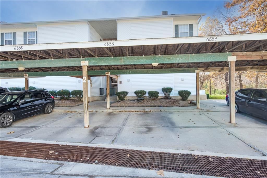 6856 N Olive Street — photo 22