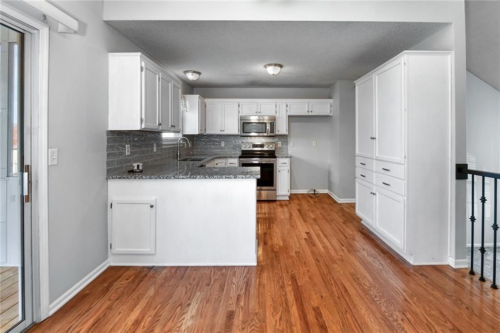 3916 SW Chatham Drive — photo 13