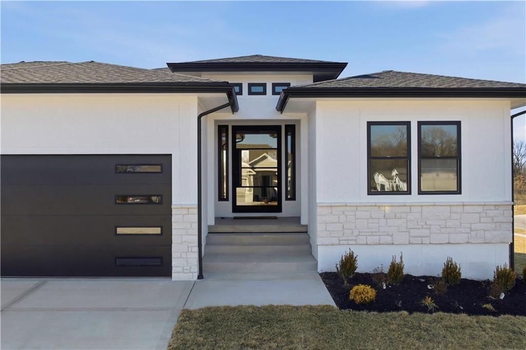 4701 SE Claude Court — photo 2