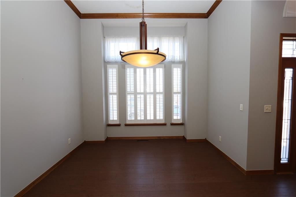 1611 N Marzelle Drive — photo 5
