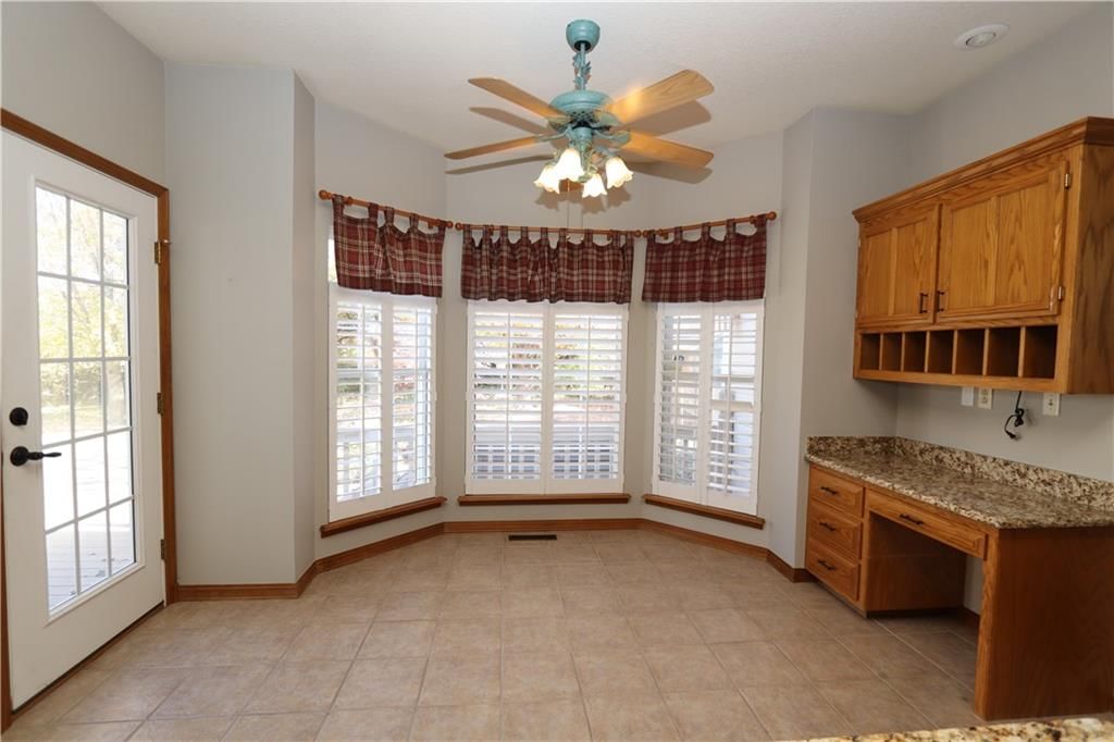 1611 N Marzelle Drive — photo 6