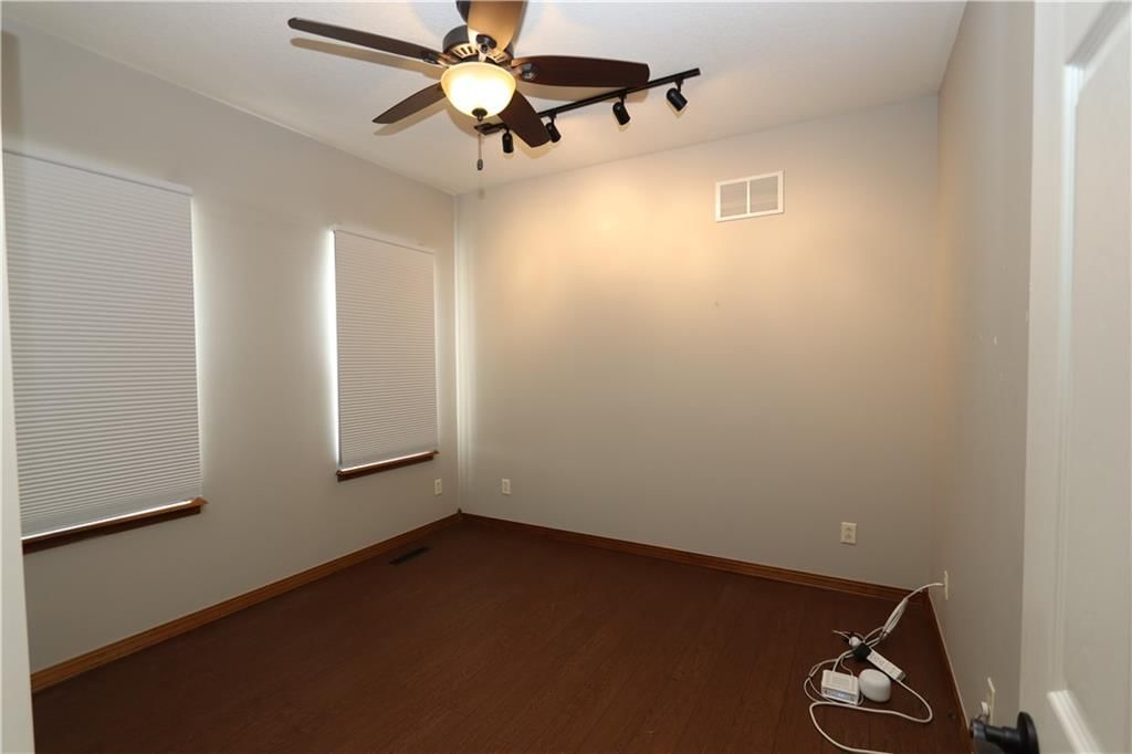 1611 N Marzelle Drive — photo 16