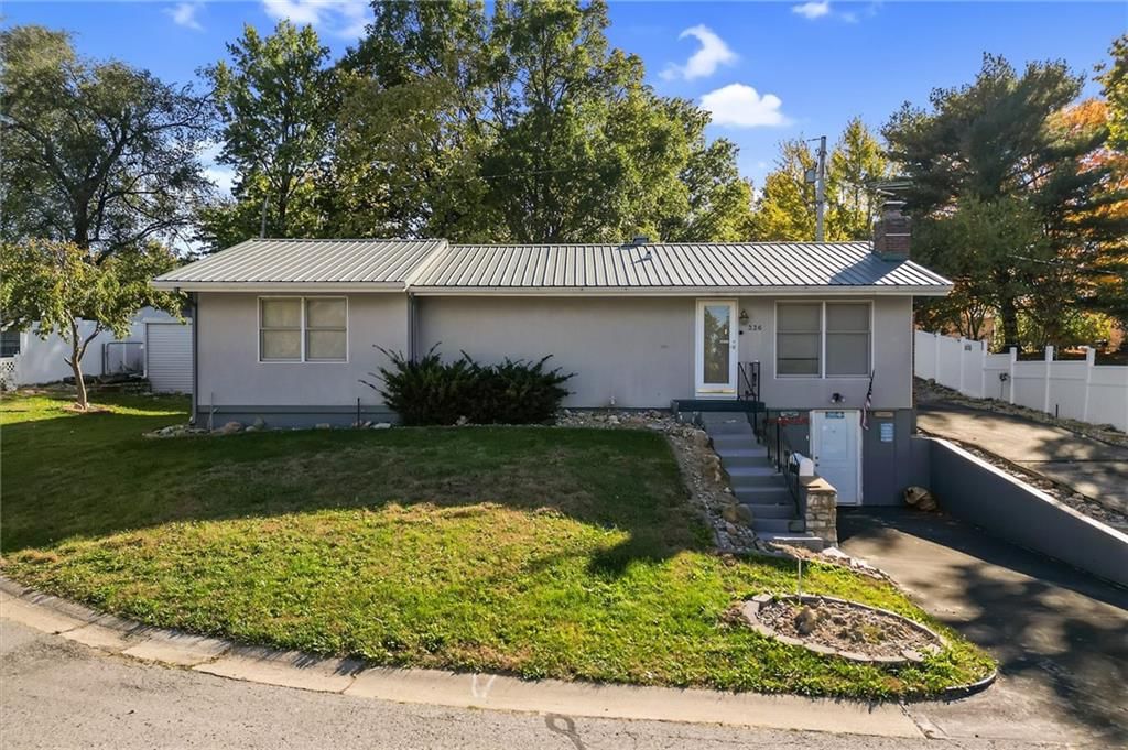 336 Georgia Court — photo 2