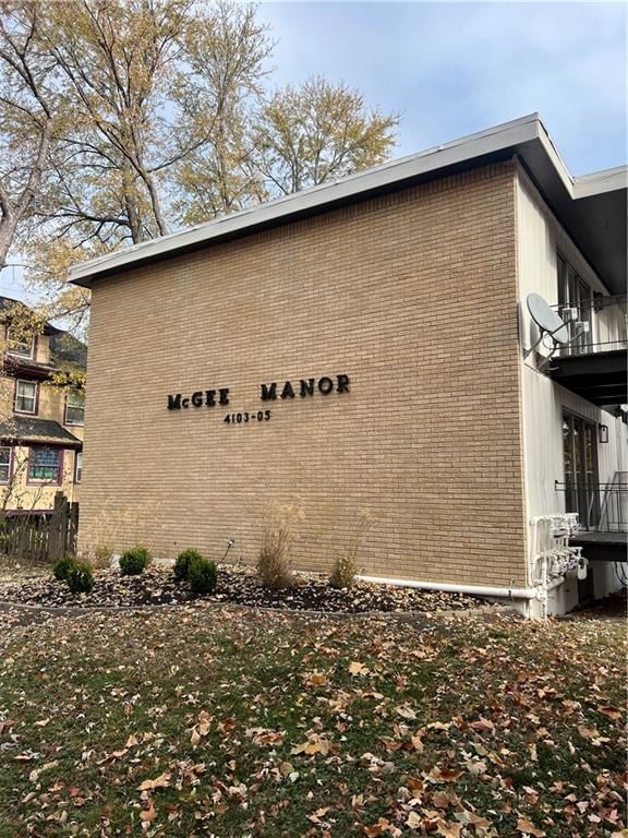 4103-4105 McGee Street — photo 2