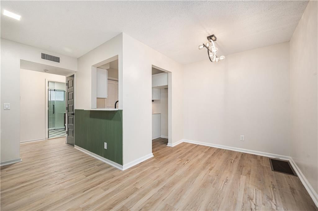 4103-4105 McGee Street — photo 7