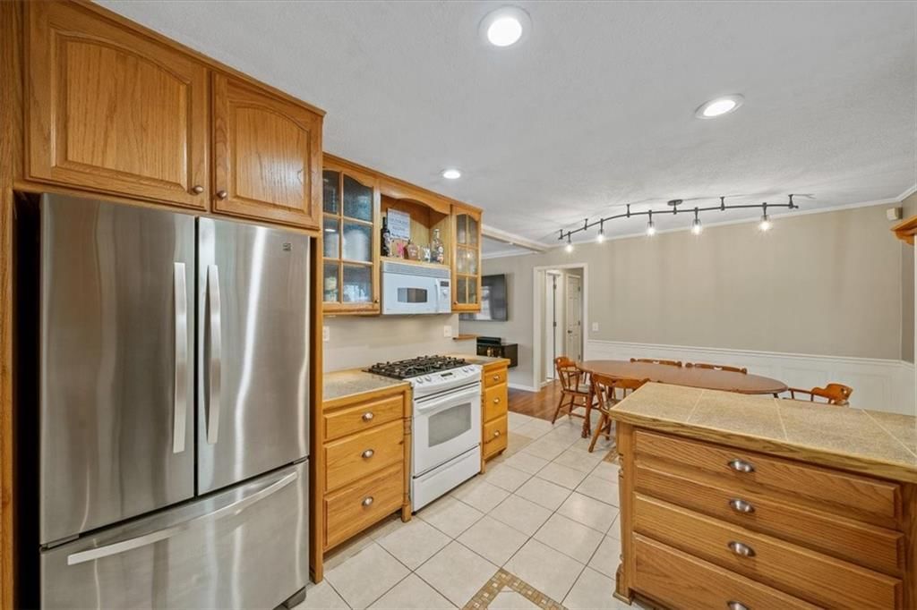 5204 Douglas Avenue — photo 12