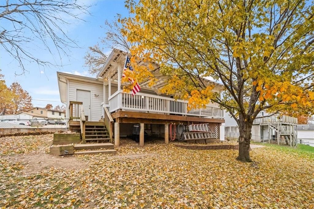 5204 Douglas Avenue — photo 36