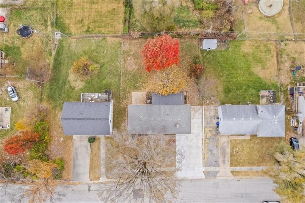 5204 Douglas Avenue — photo 37