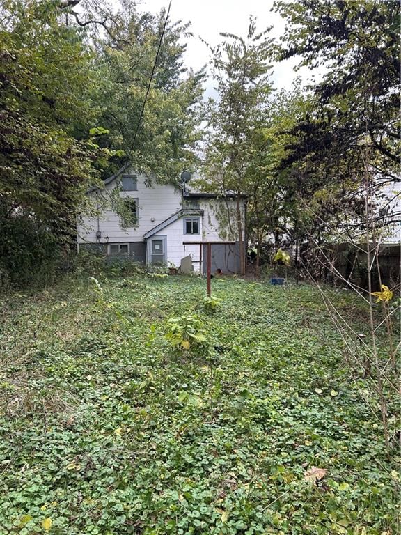 609 R Street — photo 9