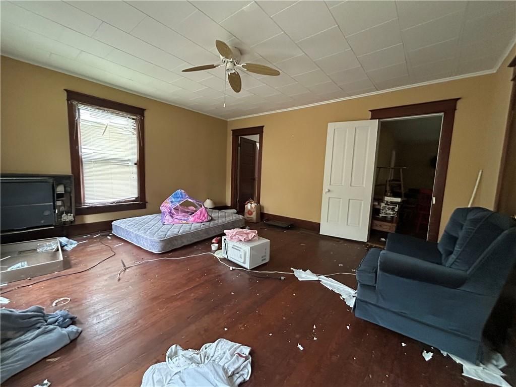 609 R Street — photo 17