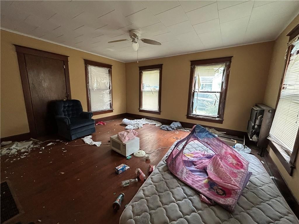 609 R Street — photo 19