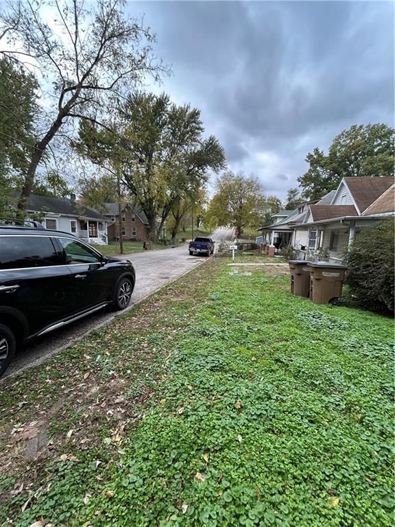 609 R Street — photo 27