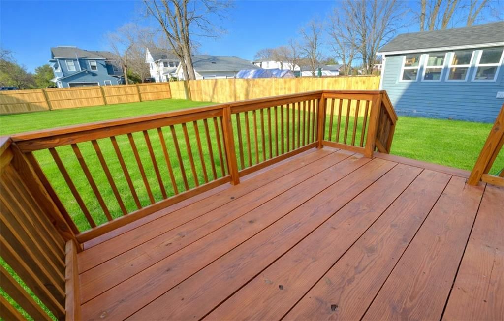 720 Brown Avenue — photo 4