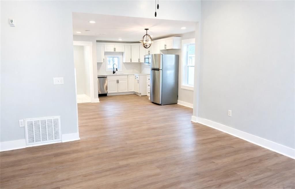 720 Brown Avenue — photo 6