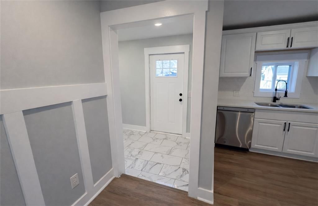 720 Brown Avenue — photo 11