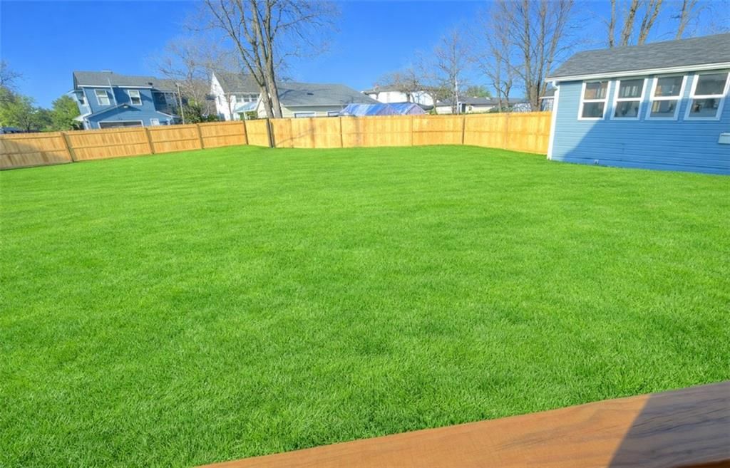 720 Brown Avenue — photo 13
