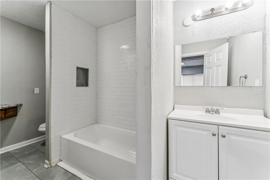 4101 E 59th Street — photo 14