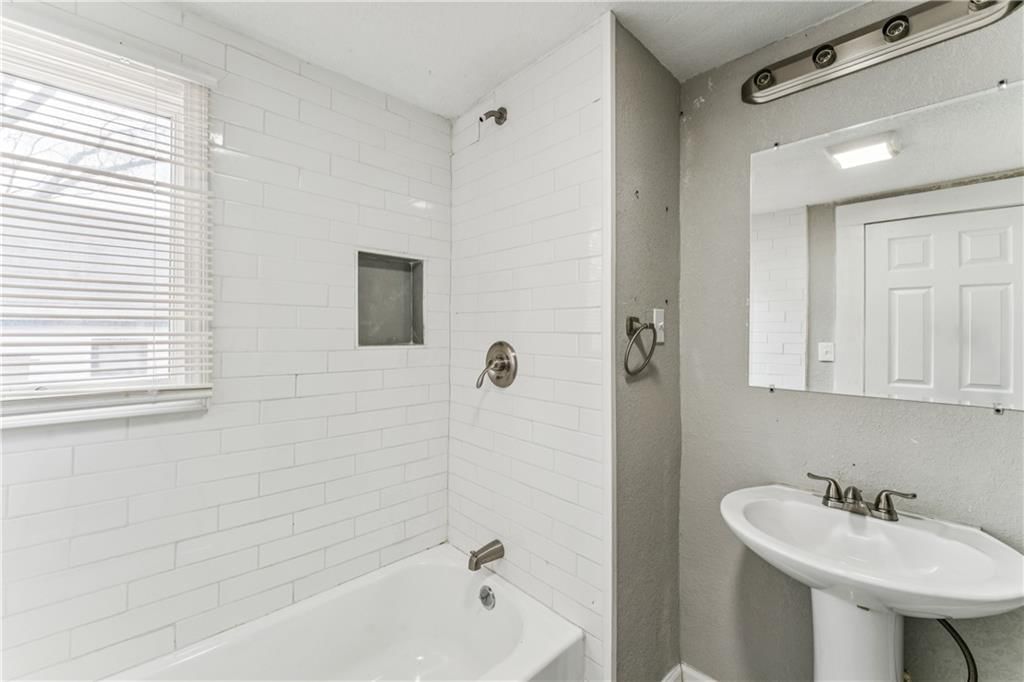 4101 E 59th Street — photo 18