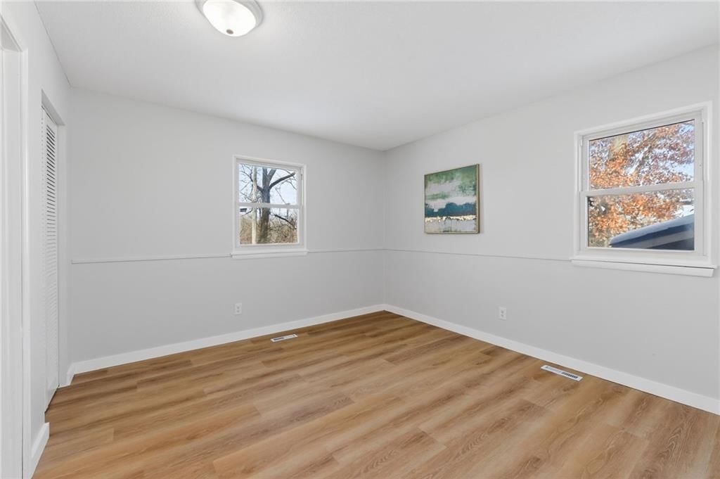 16812 E 35th Street — photo 13