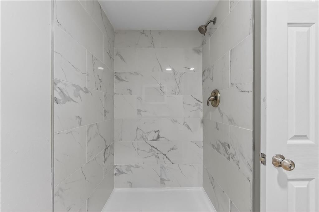 16812 E 35th Street — photo 29