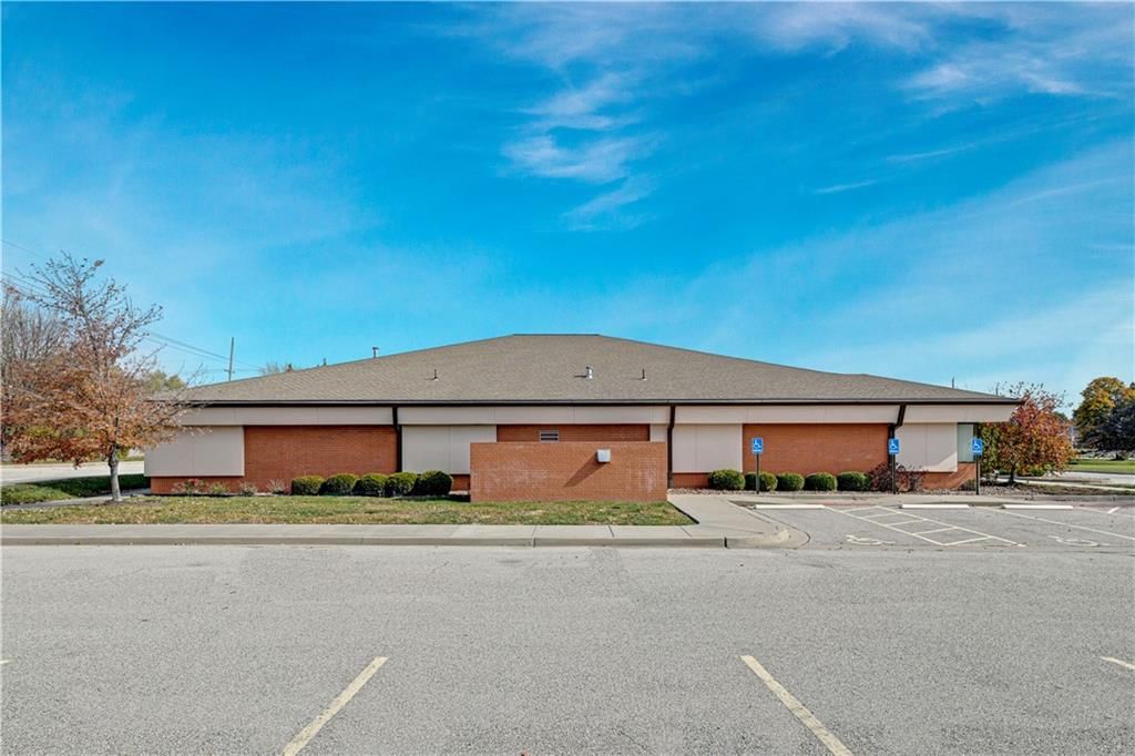 18320 S Center Street — photo 10