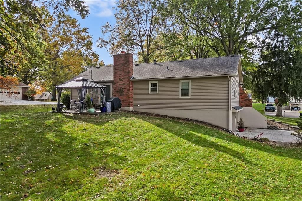 903 Goodrich Drive — photo 3