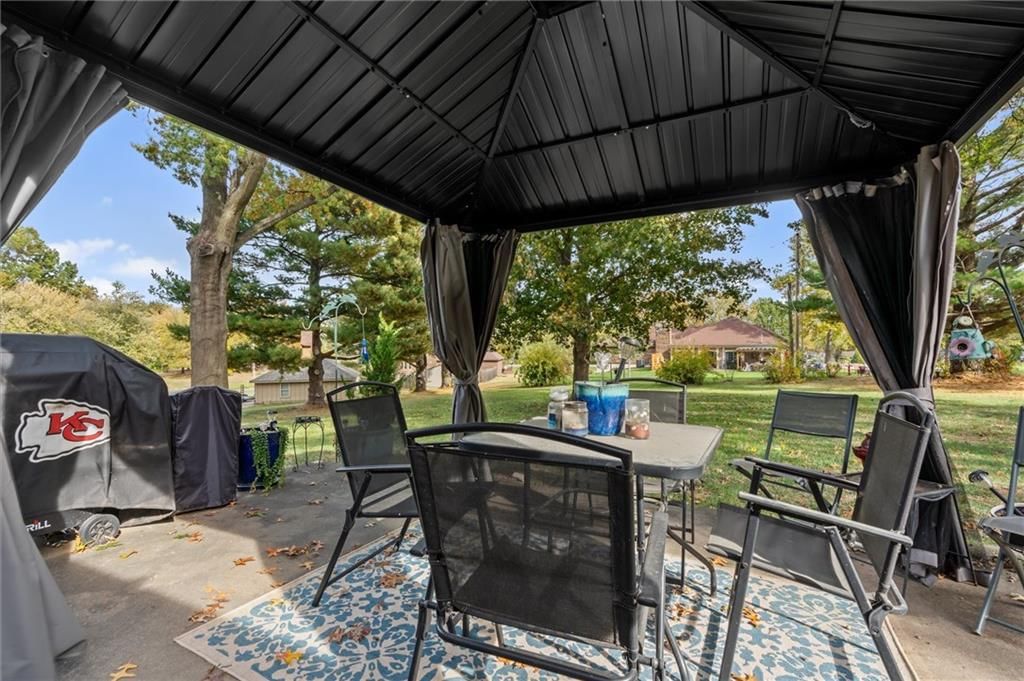903 Goodrich Drive — photo 4
