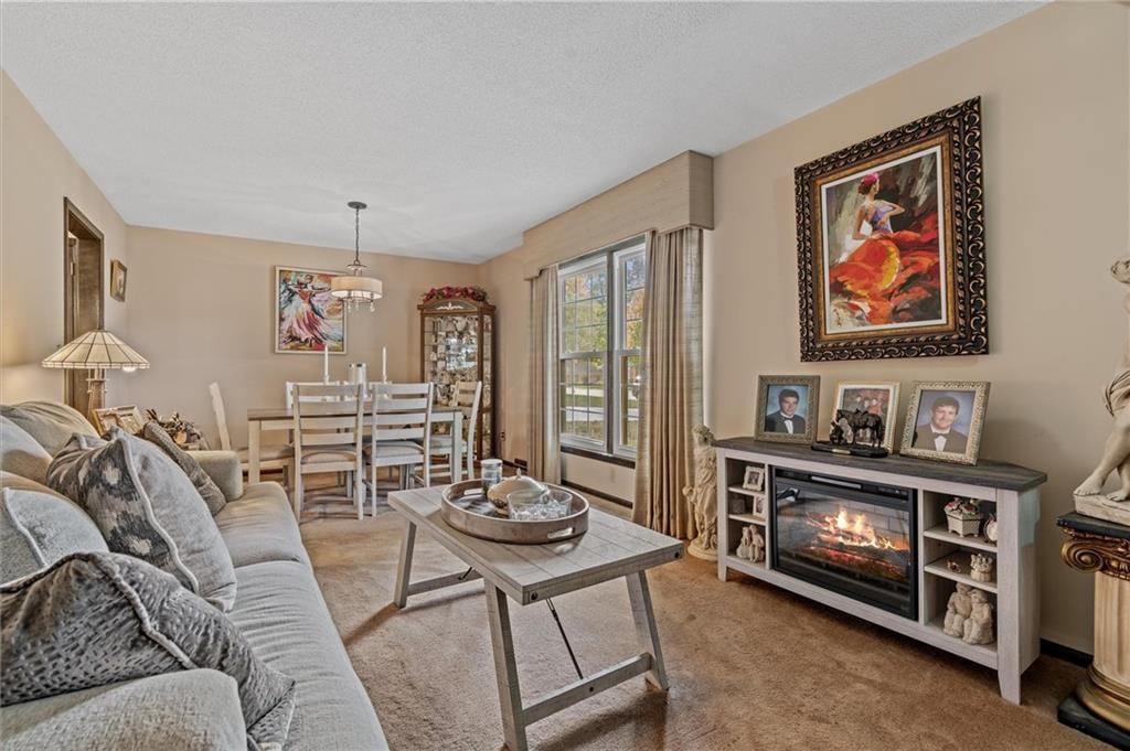 903 Goodrich Drive — photo 8