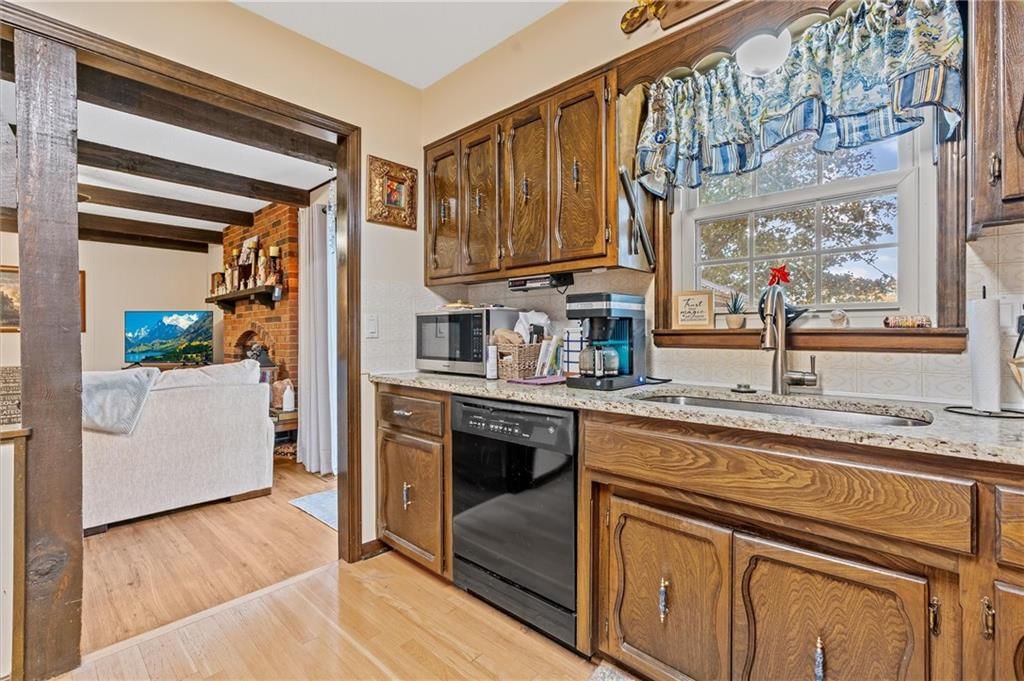 903 Goodrich Drive — photo 11