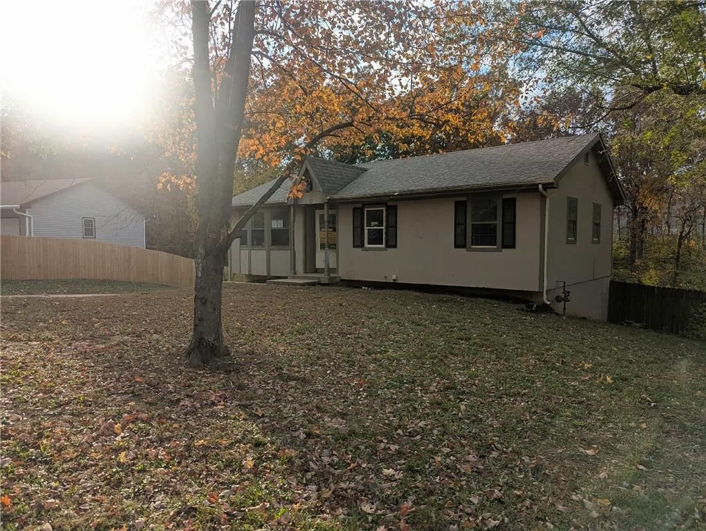 228 SE 101st Road E — photo 2