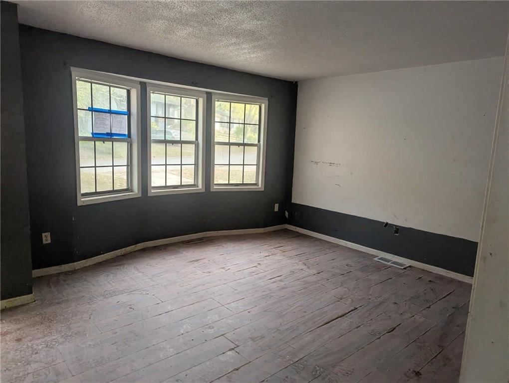 228 SE 101st Road E — photo 4