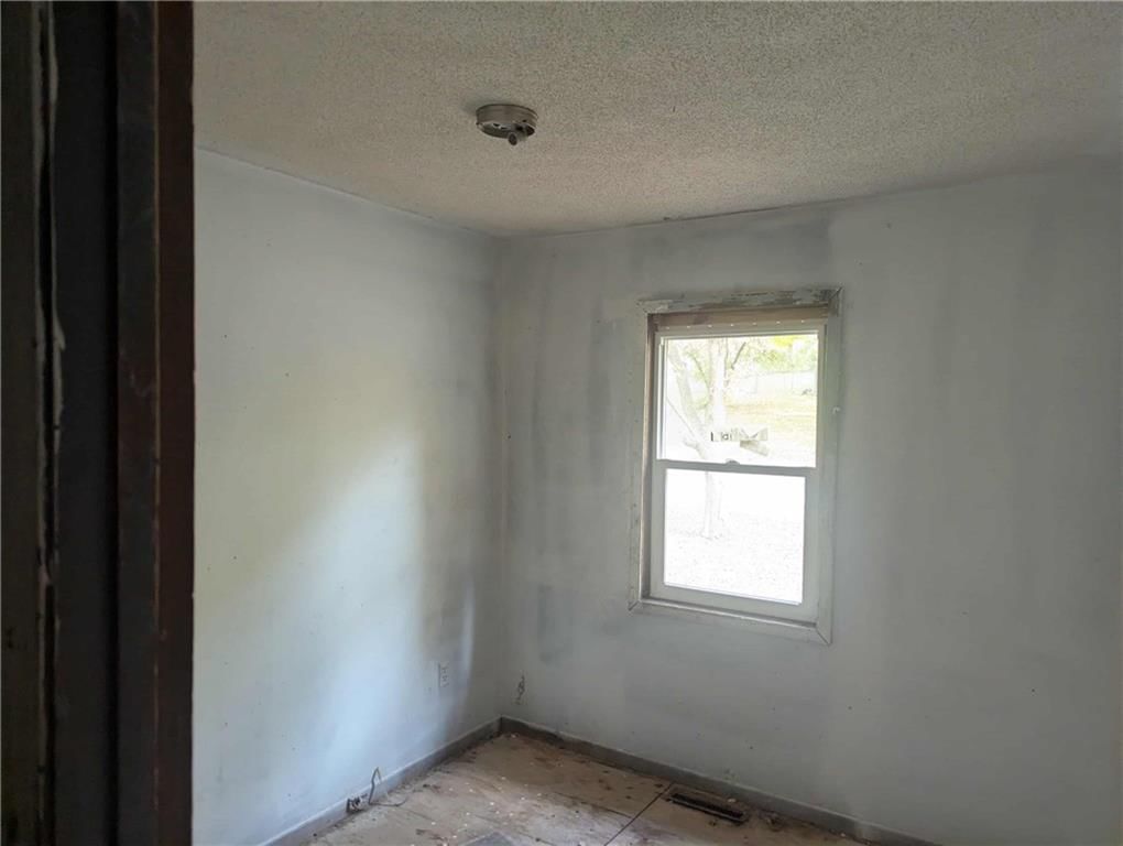 228 SE 101st Road E — photo 12