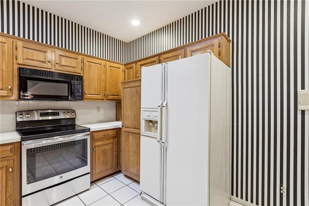 12537 Broadmoor Street — photo 13