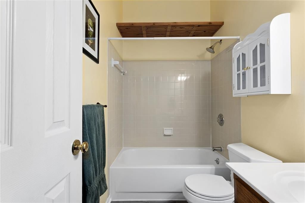 8817 NE 75th Street — photo 13