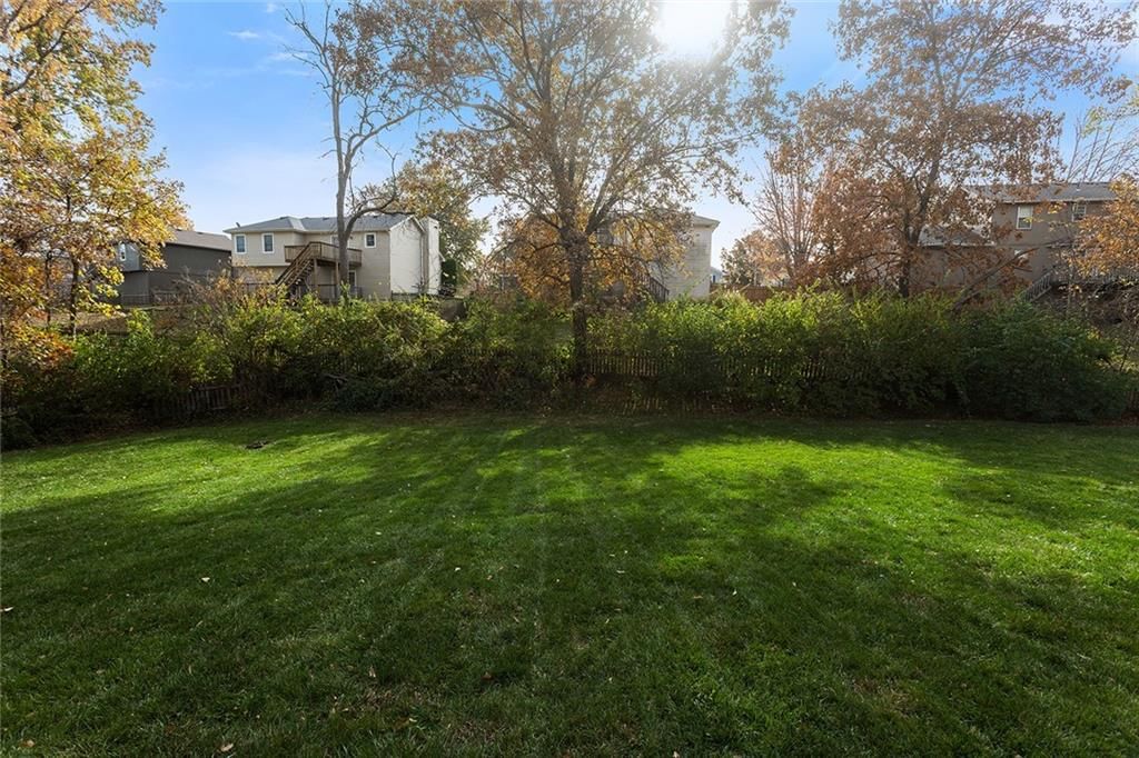 8817 NE 75th Street — photo 19