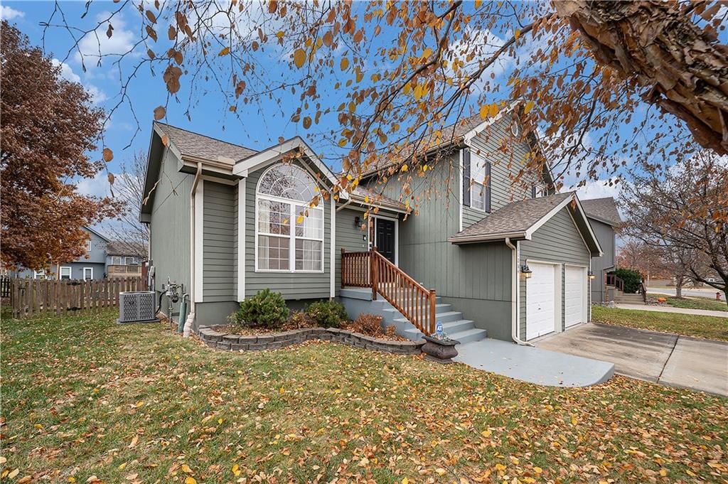 11264 N SUMMIT Street — photo 2