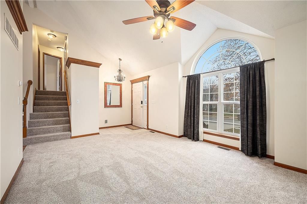 11264 N SUMMIT Street — photo 3