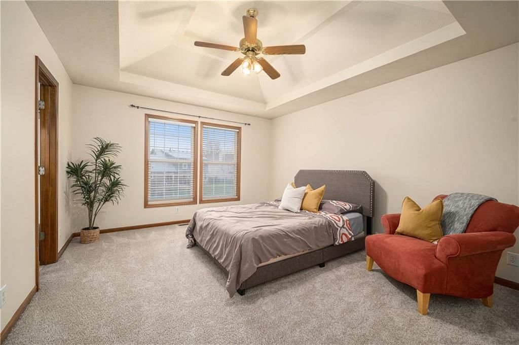 11264 N SUMMIT Street — photo 14