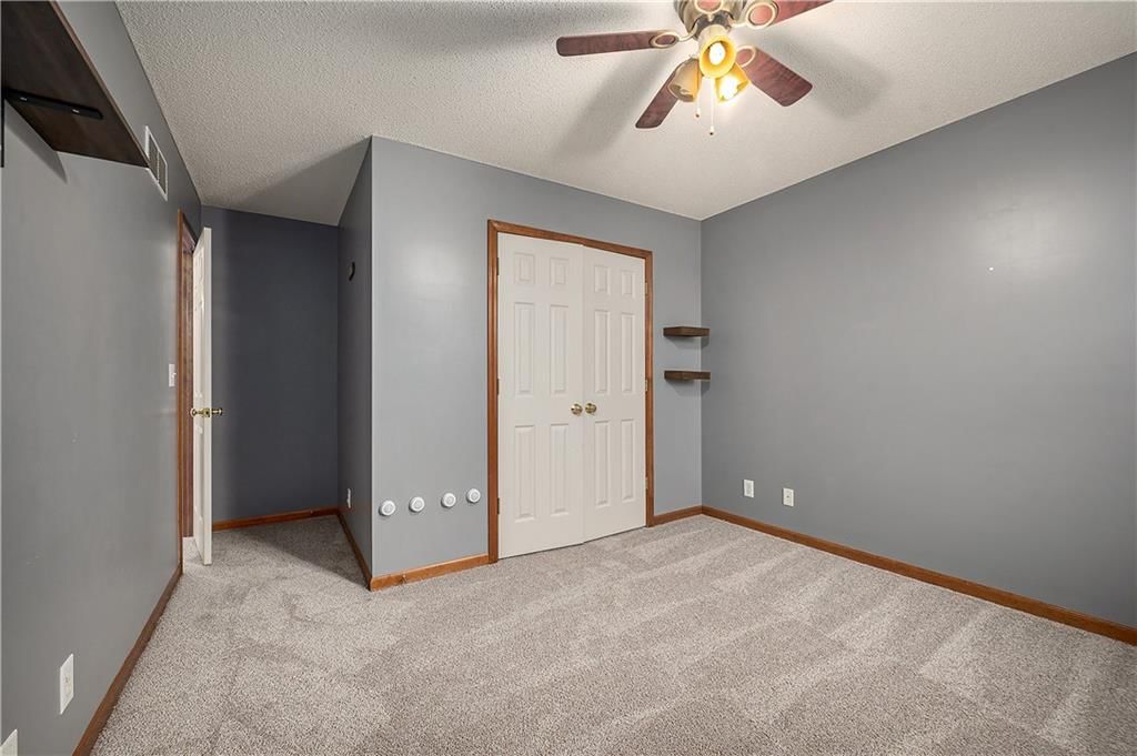 11264 N SUMMIT Street — photo 18
