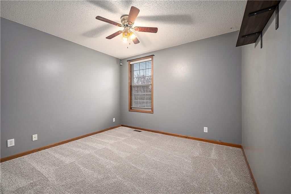 11264 N SUMMIT Street — photo 19