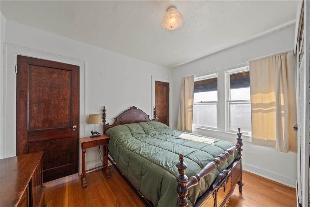 3821 Genessee Street — photo 15